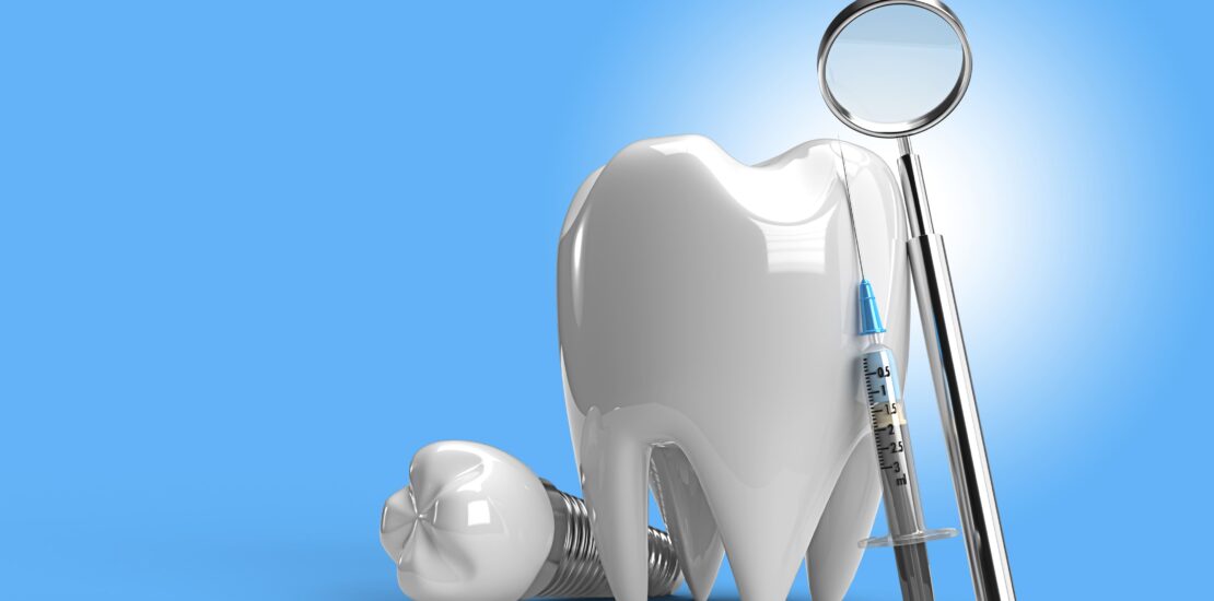 Qual o risco de ficar muito tempo sem dentes ou implante dentário? | Sayd Odontologia