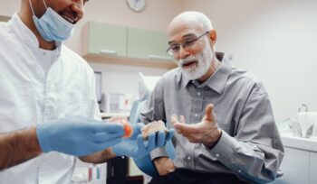 Conheça os benefícios dos implantes dentários | Sayd Odontologia